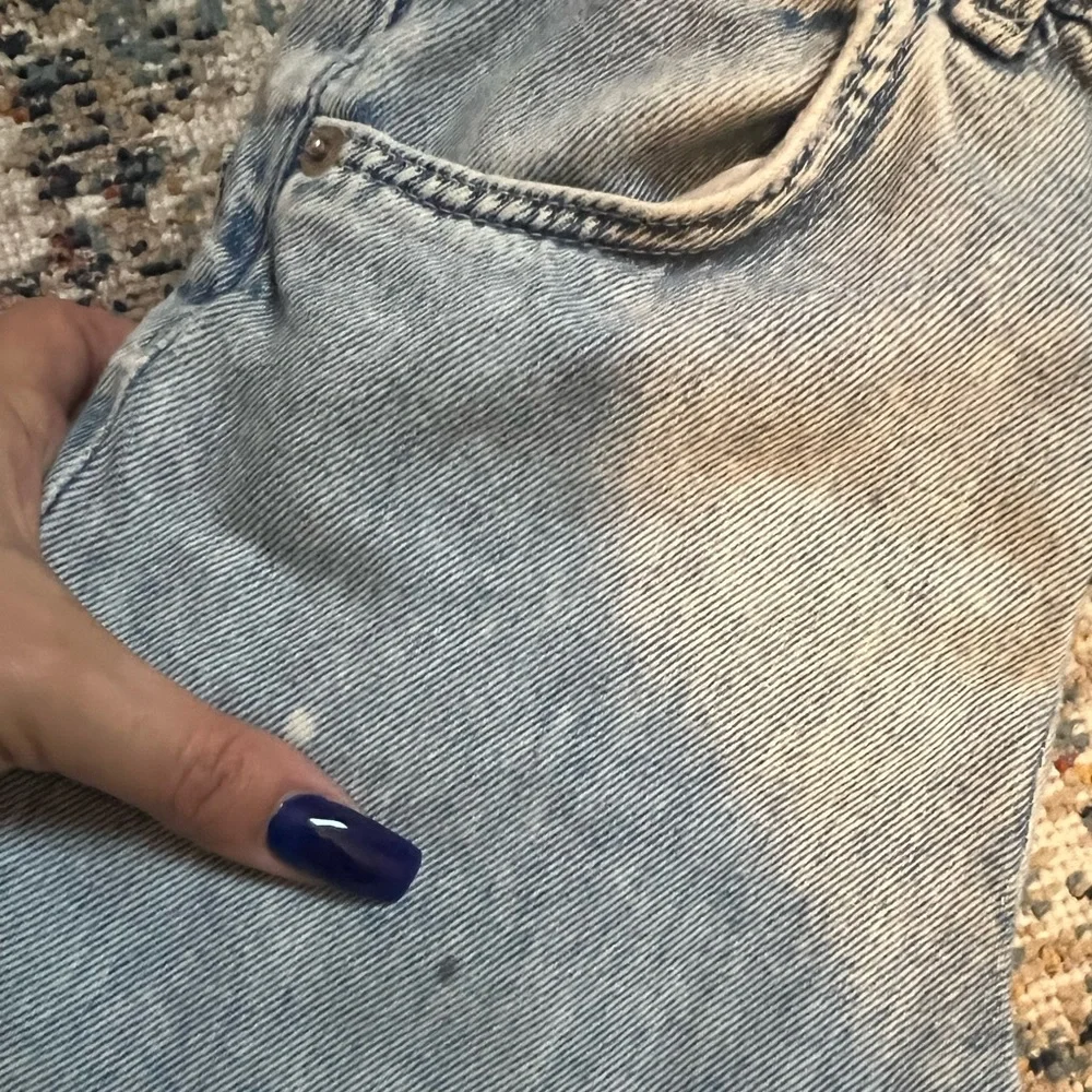 Girls H&M ripped jogger jeans - Picture 9 of 9